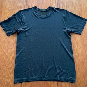 Lululemon Men’s Metal Vent Breathe Tee